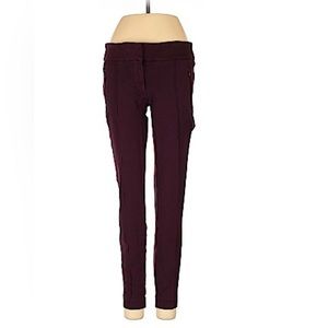 Maroon/Burgundy Skinny leg cut, mid-rise pant